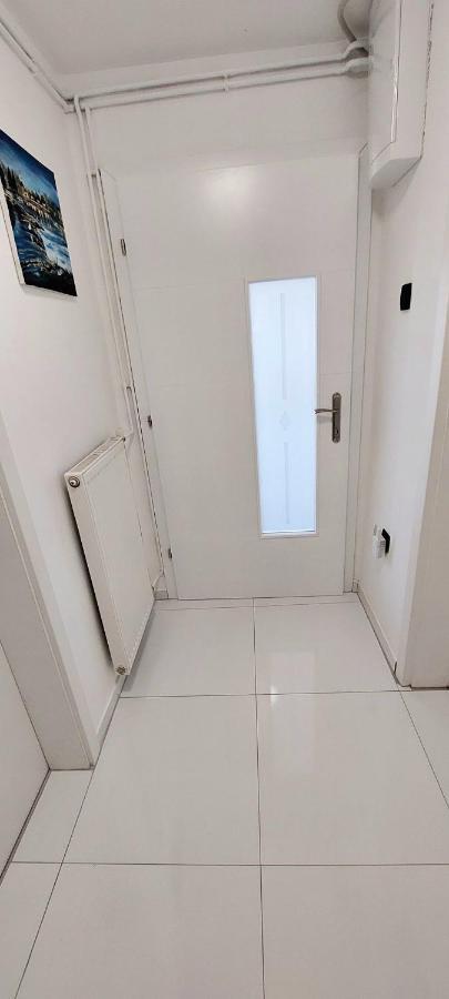 Jo-Ma Apartma - Safe Parking Ljubljana Bagian luar foto