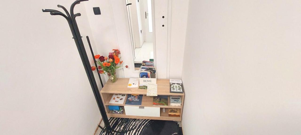 Jo-Ma Apartma - Safe Parking Ljubljana Bagian luar foto